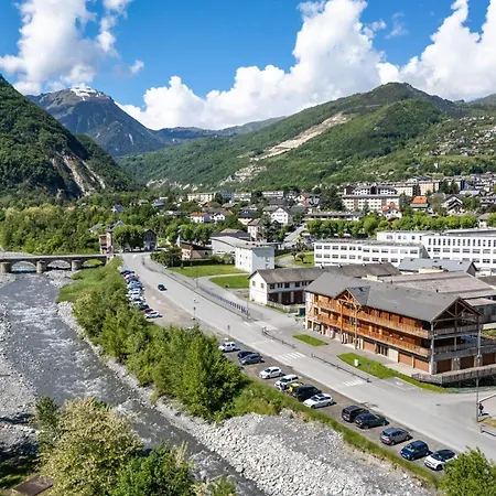 Refuge Des Cimes Terrace & Mountain View